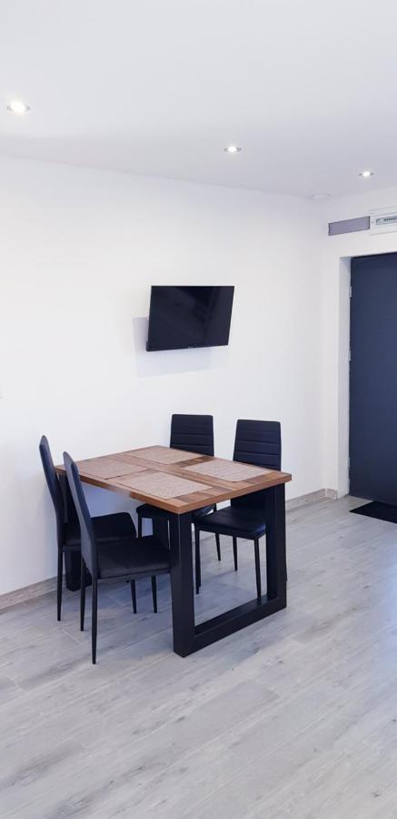 Apartamenty U Wioli I Marcina Łeba Exterior foto